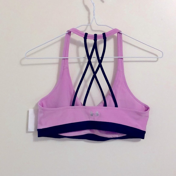 Under Armour sports bra size M - Picture 2 of 3